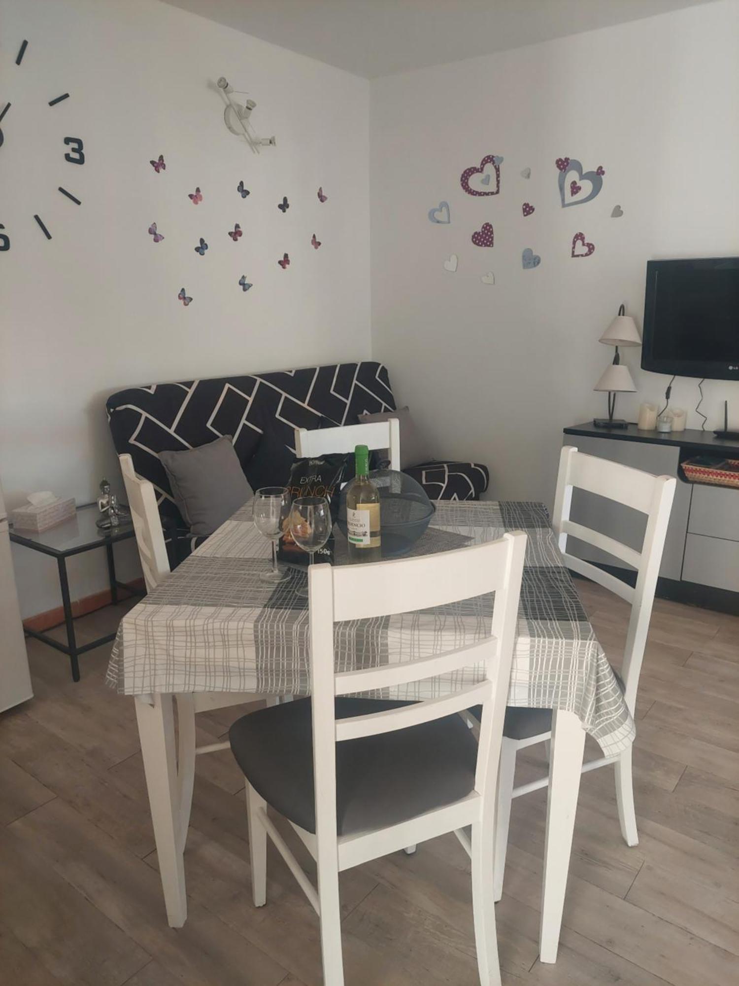 Lovely Apartment With Pool Коста-дель-Силенцио Экстерьер фото